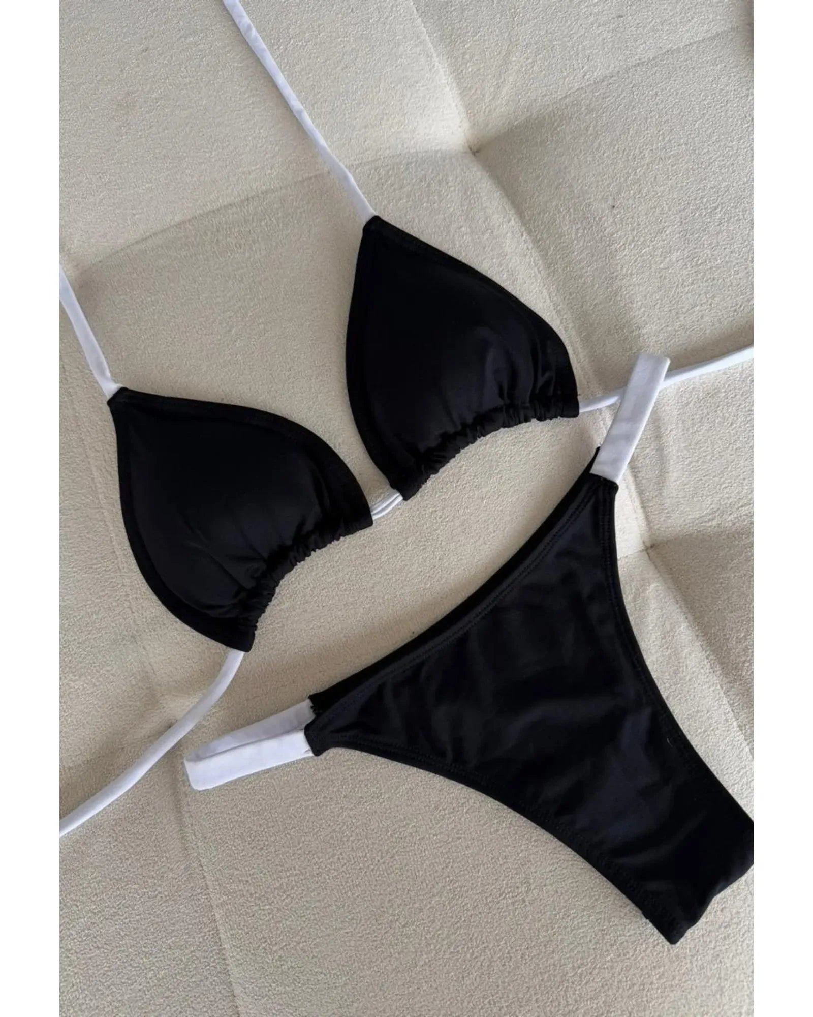 Biquini Verano - Preto com Branco - Poliamida - Loja de Roupa Feminina - Eleganza Style