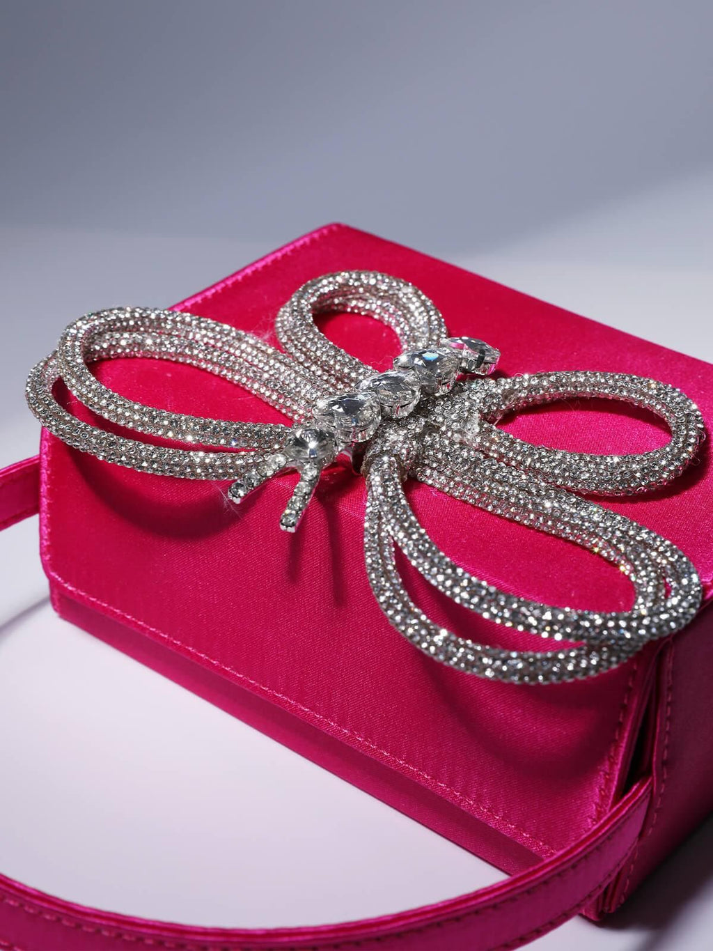 Bolsa Com Strass Buttlerfly Borboleta Rosa - Loja de Roupa Feminina - Eleganza Style