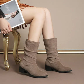 Bota Feminina de Inverno Cano Médio Bege - Bota Irís - Loja De Roupa Feminina - Eleganza Style