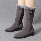 Bota Feminina de Inverno em Camurça Cinza - Bota Alaska - Loja de Roupa Feminina - Eleganza Style