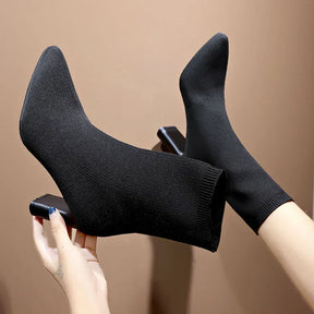 Bota Meia Feminina de Inverno Preto - Bota Madeline - Loja de Roupa Feminina - Eleganza Style