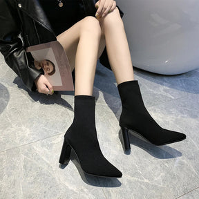 Bota Meia Feminina de Inverno Preto - Bota Madeline - Loja de Roupa Feminina - Eleganza Style