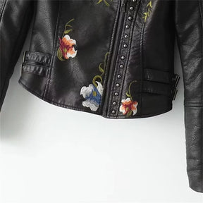 Jaqueta Feminina de Couro Com Bordados Flowers, Preto - Loja De Roupa Feminina - Eleganza Style