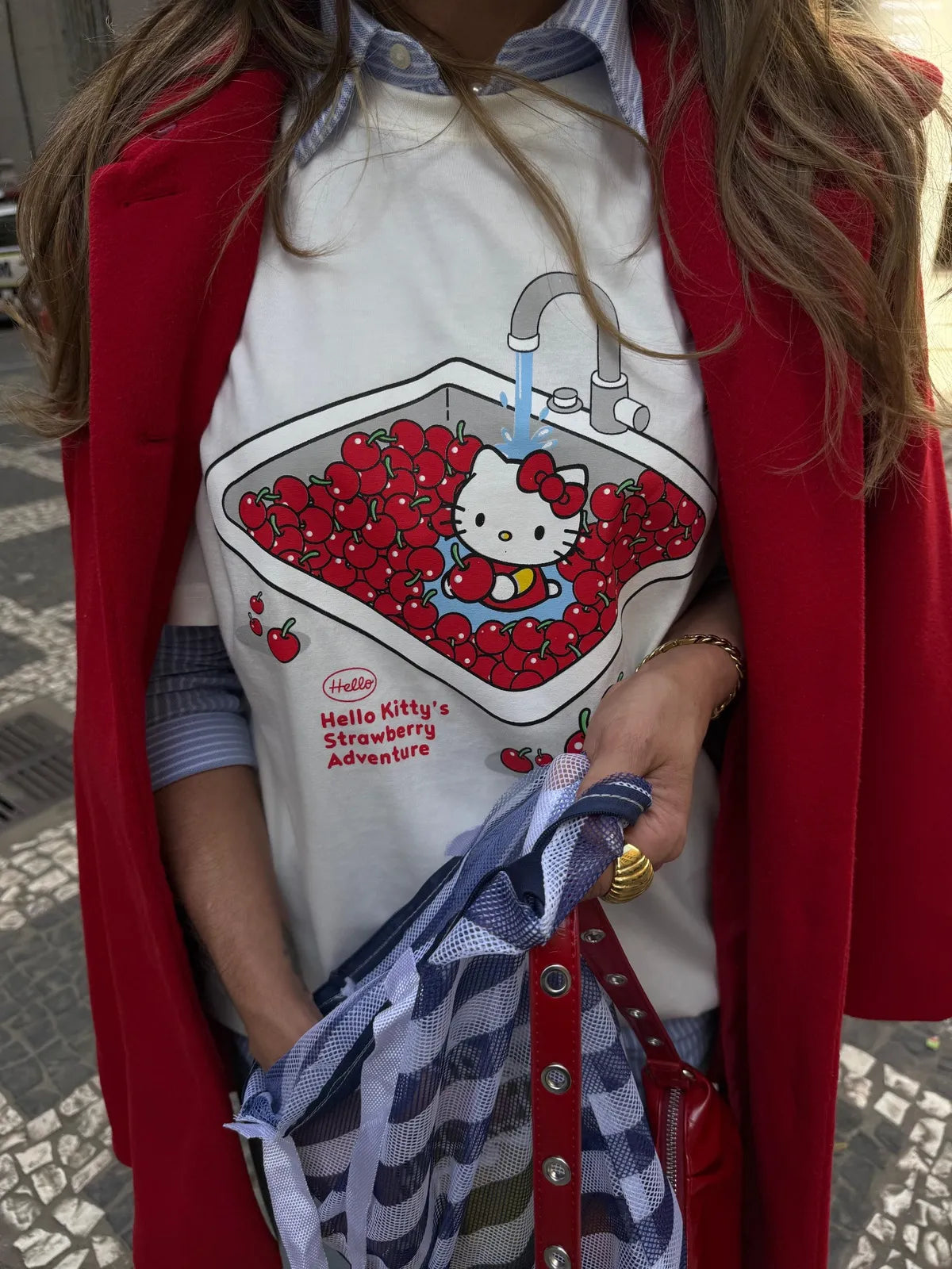 T-Shirt Camisa Oversize Basica Estampada - Hello Kitty Fruits - Loja de Roupa Feminina - Eleganza Style