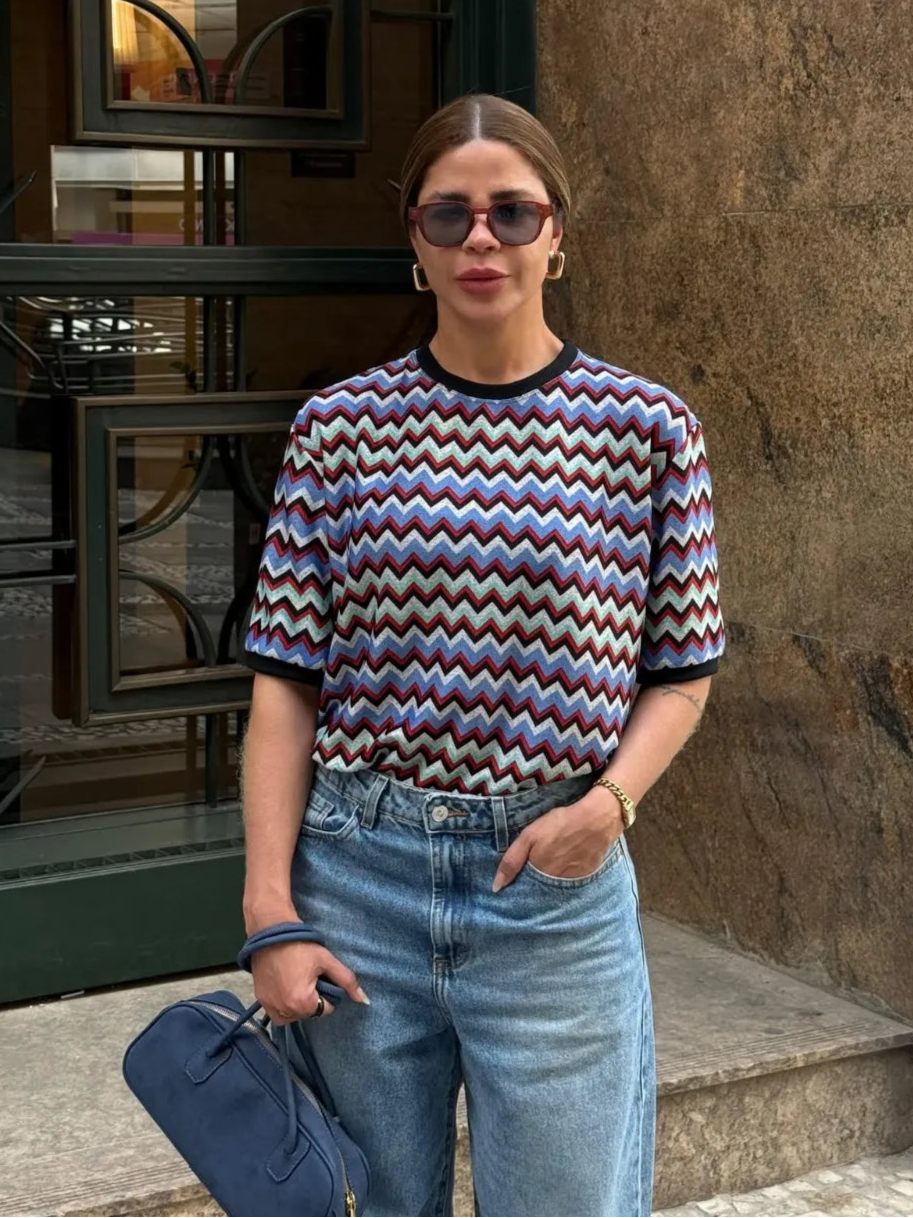 T-Shirt Camisa Oversize Basica Estampada - Listras Zig Zag Retrô - Loja de Roupa Feminina - Eleganza Style