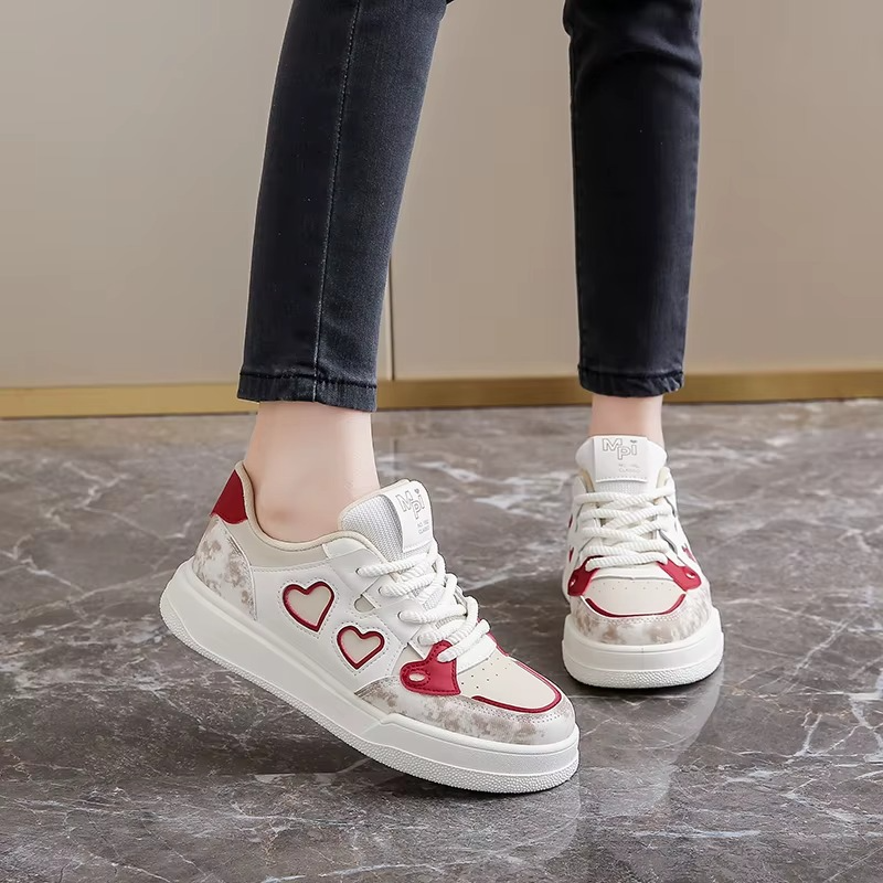 Tênis Plataforma Feminino Vintage - Heart - Loja de Roupa Feminina - Eleganza Style